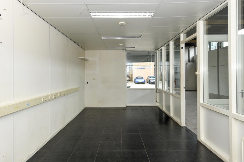 BedrijfsruimteaanEnergiestraat 33<br/> inNaarden BedrijfsruimteaanEnergiestraat 33<br/> inNaarden