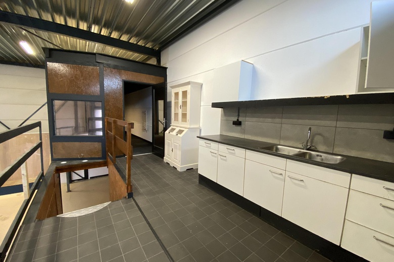 BedrijfsruimteaanAngstelpark 312<br/> inNieuwersluis BedrijfsruimteaanAngstelpark 312<br/> inNieuwersluis