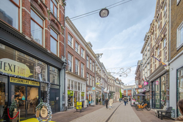 WinkelruimteaanKoningstraat 77<br/> inArnhem WinkelruimteaanKoningstraat 77<br/> inArnhem