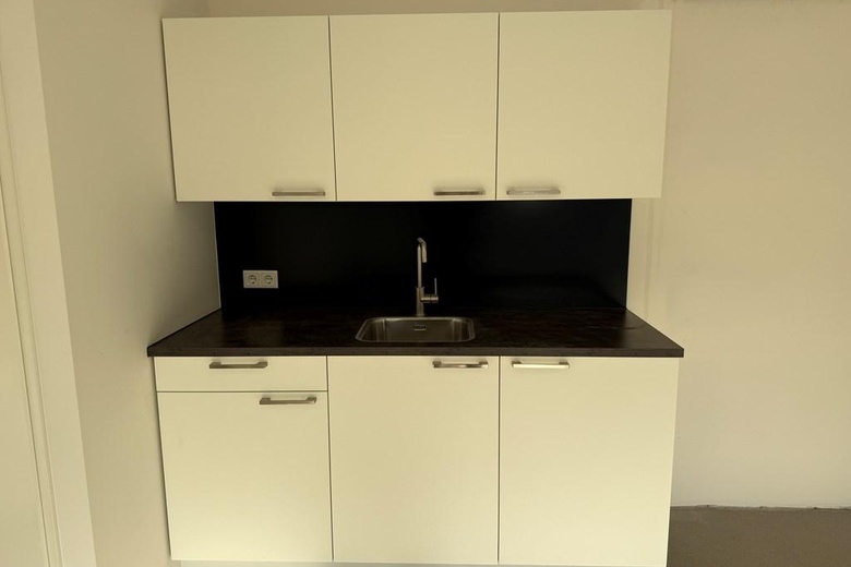 BedrijfsruimteaanWeerdskampweg 4 N<br/> inDen Bosch