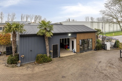 Bekijk foto 2 van Broekhuizerweg 1