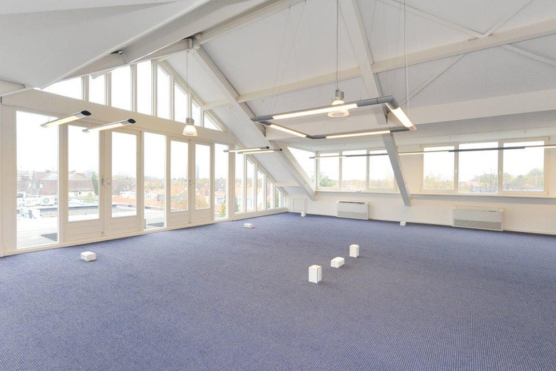 KantoorruimteaanOosteinde 137<br/> inVoorburg