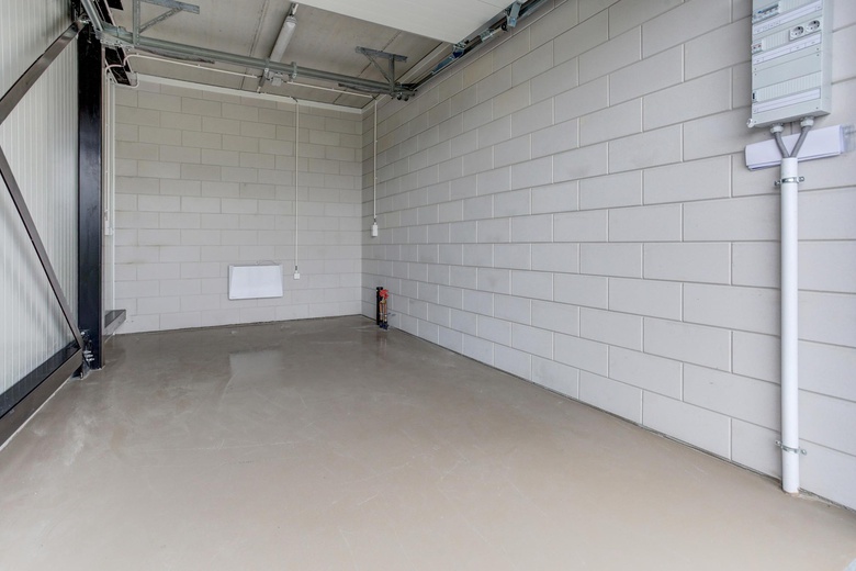 BedrijfsruimteaanOsloweg 4<br/> inGroningen BedrijfsruimteaanOsloweg 4<br/> inGroningen