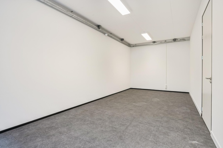 KantoorruimteaanCereslaan 10 b<br/> inHeesch KantoorruimteaanCereslaan 10 b<br/> inHeesch