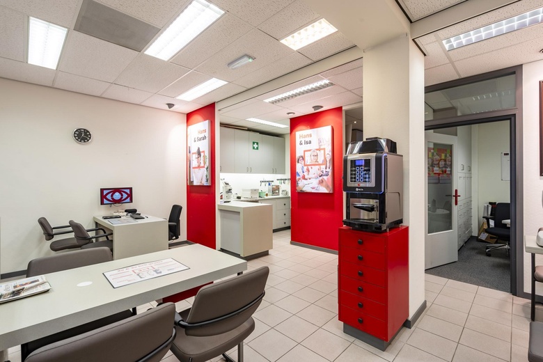 WinkelruimteaanLindenlaan 18 a<br/> inHuizen WinkelruimteaanLindenlaan 18 a<br/> inHuizen