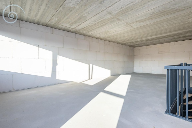 BedrijfsruimteaanPascal 5 d<br/> inMiddelharnis