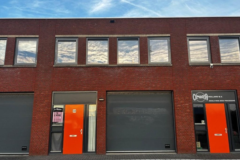 Bekijk foto 1 van Communicatielaan 5 M