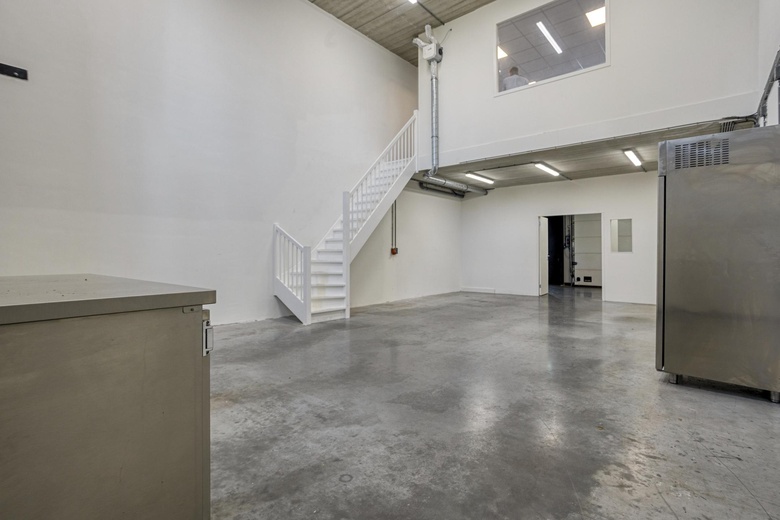 Bedrijfsruimte Velsen - Stuwadoorstraat 37 - Foto 9