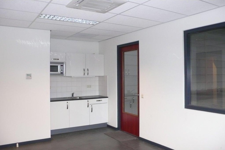 BedrijfsruimteaanVennestraat 4<br/> inLisse