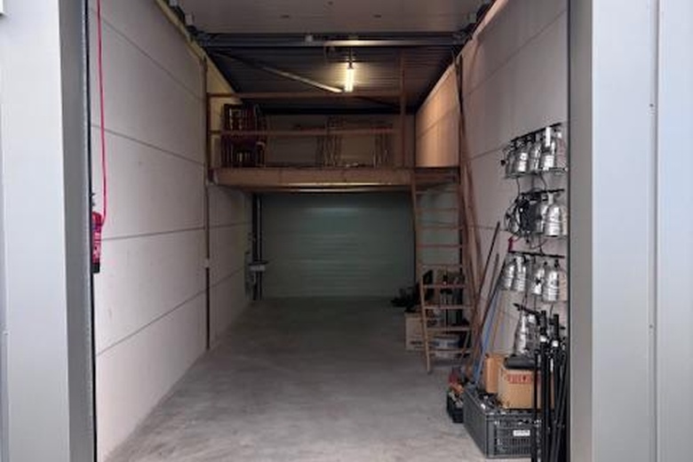 BedrijfsruimteaanHandelsweg 1 U 53<br/> inZoeterwoude