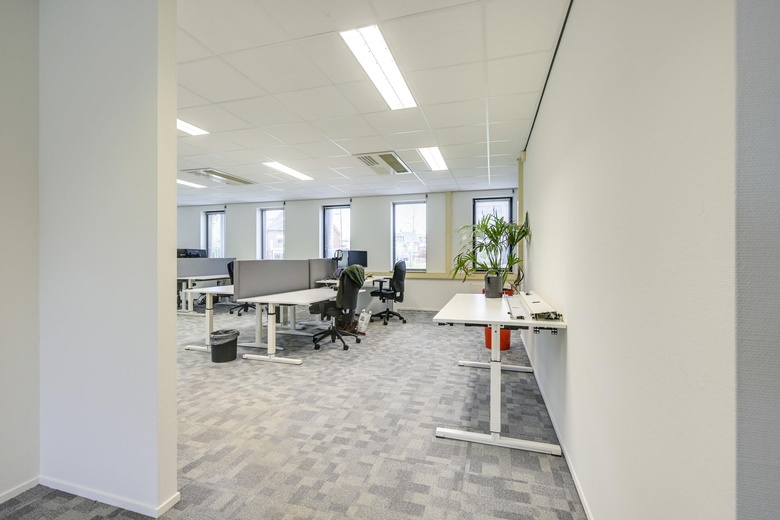 KantoorruimteaanHet Spoor 94<br/> inHouten KantoorruimteaanHet Spoor 94<br/> inHouten