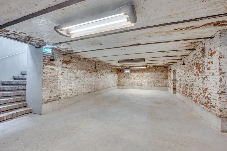 KantoorruimteaanGrotestraat 84<br/> inTegelen KantoorruimteaanGrotestraat 84<br/> inTegelen