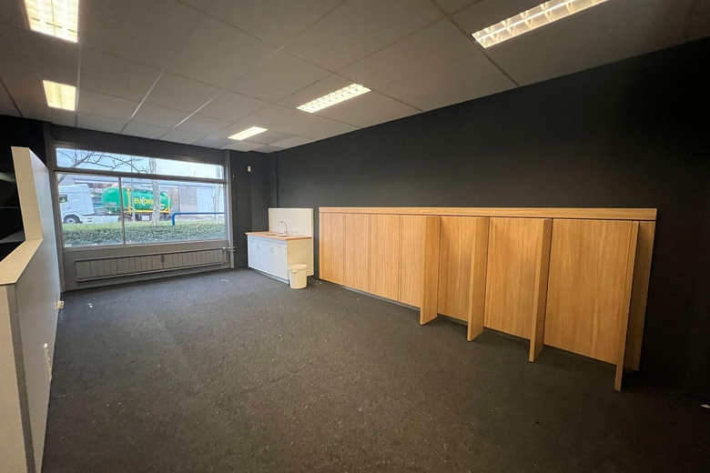 BedrijfsruimteaanKamerlingh Onnesweg 18<br/> inDordrecht