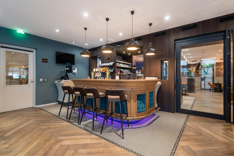 HorecaaanStationsplein | Stationsstraat - Antje 0 ong<br/> inWeert