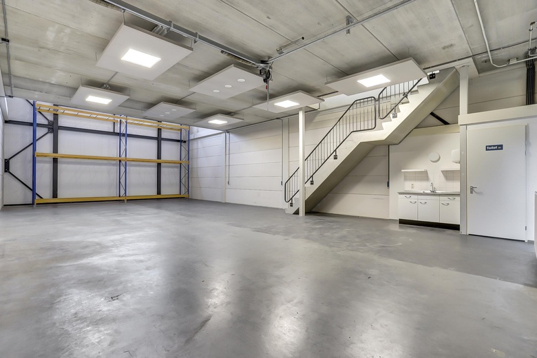 BedrijfsruimteaanKouwe Hoek 14<br/> inWaddinxveen