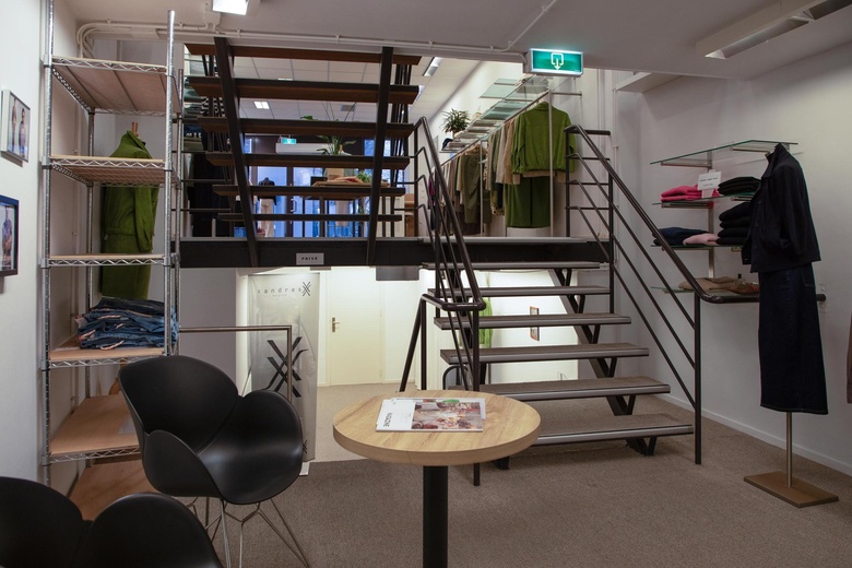 WinkelruimteaanLimbrichterstraat 21<br/> inSittard WinkelruimteaanLimbrichterstraat 21<br/> inSittard
