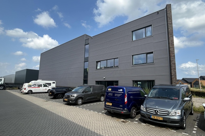 BedrijfsruimteaanDijkleger 24<br/> inVianen