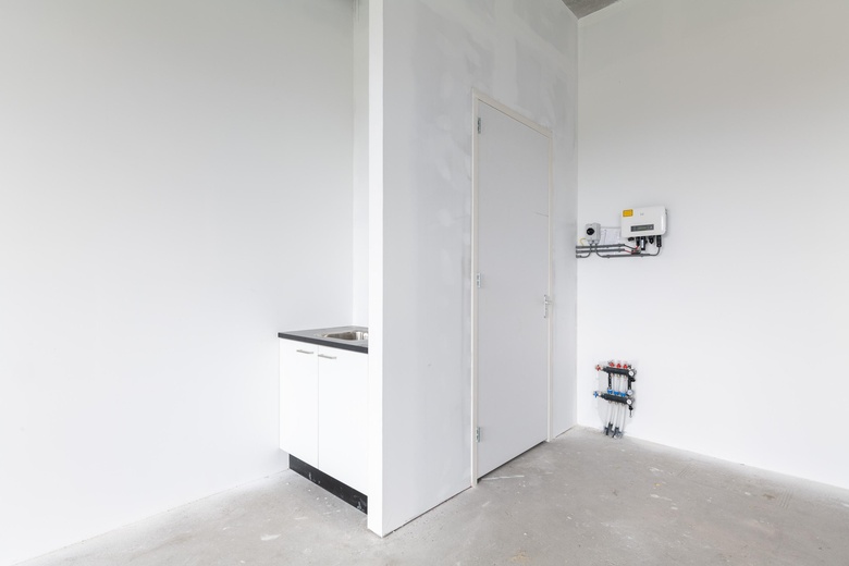 BedrijfsruimteaanAndersonweg 2 17<br/> inHellevoetsluis