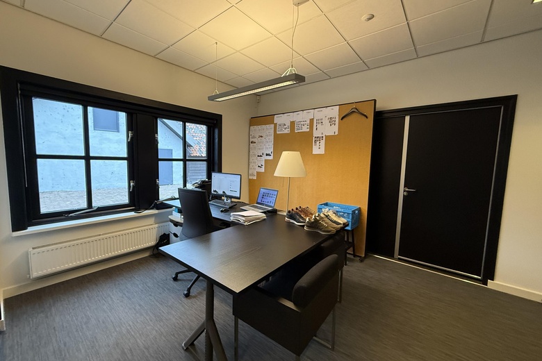 BedrijfsruimteaanZuidhollandsedijk 181<br/> inKaatsheuvel