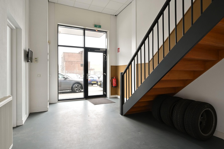 BedrijfsruimteaanRokerijweg 4 a<br/> inHuizen