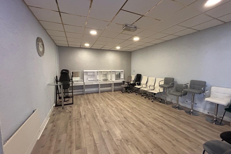 BedrijfsruimteaanDecimalaan 3<br/> inUtrecht