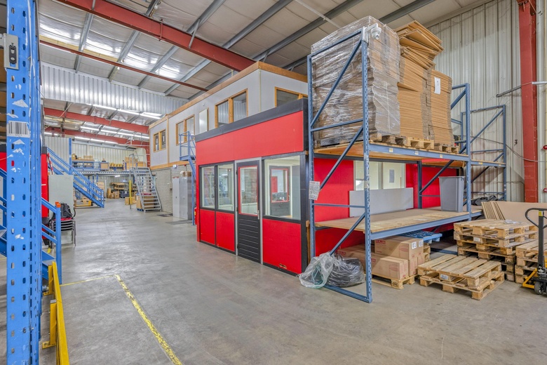 BedrijfsruimteaanTomeikerweg 31<br/> inGeleen