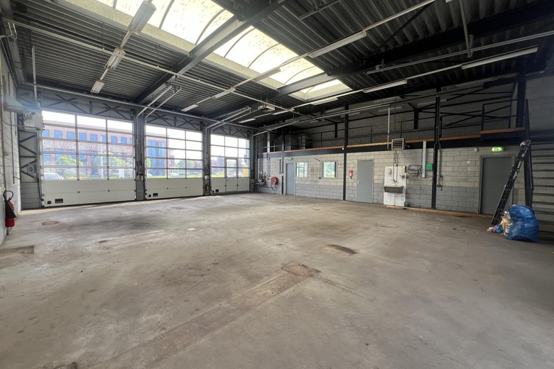 BedrijfsruimteaanBijdorpplein 1<br/> inBarendrecht BedrijfsruimteaanBijdorpplein 1<br/> inBarendrecht