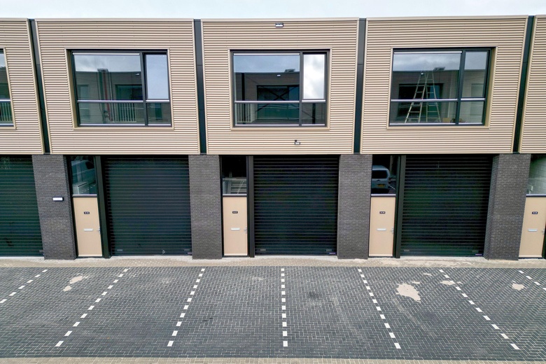 BedrijfsruimteaanAdriaan Mulderweg 12 - 14<br/> inEindhoven