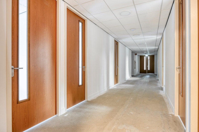 KantoorruimteaanVan Coulsterweg 11<br/> inAlblasserdam