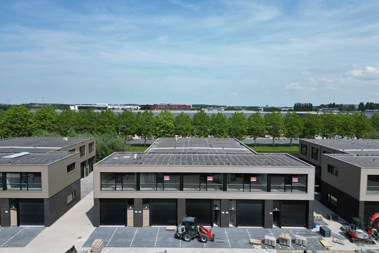 Bekijk foto Bedrijfsruimte aan de Oosteinde 5 b 9 in Barendrecht