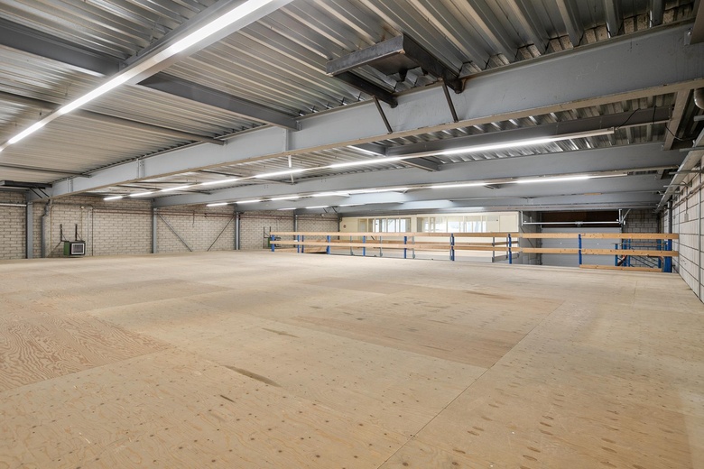 BedrijfsruimteaanRijnstraat 18 A<br/> inOss BedrijfsruimteaanRijnstraat 18 A<br/> inOss