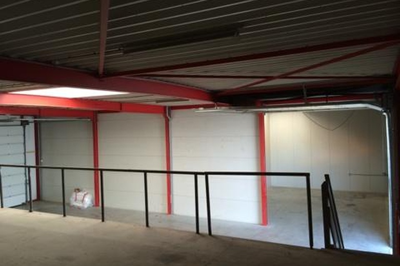 BedrijfsruimteaanBreinderveldweg 17 B<br/> inSchinnen