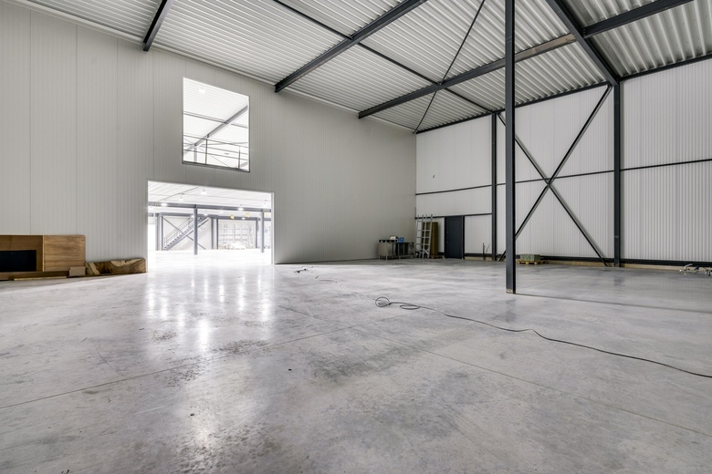 BedrijfsruimteaanKristalweg 15<br/> inHerten