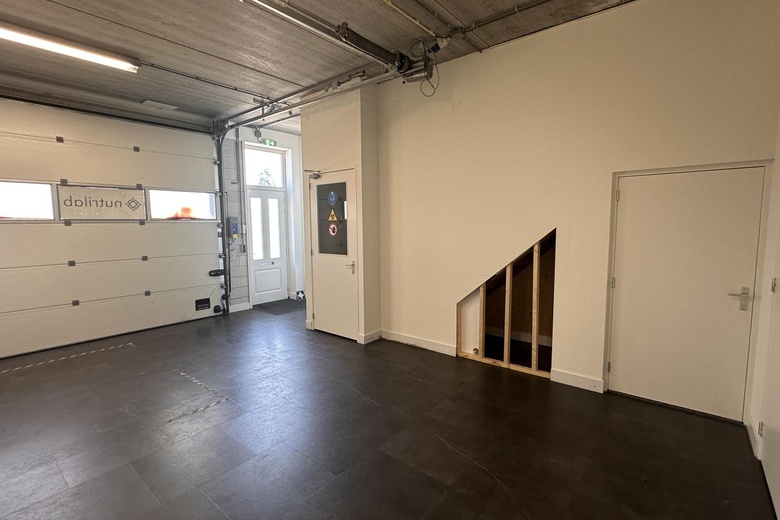 BedrijfsruimteaanIndustrieweg 2<br/> inGiessen BedrijfsruimteaanIndustrieweg 2<br/> inGiessen