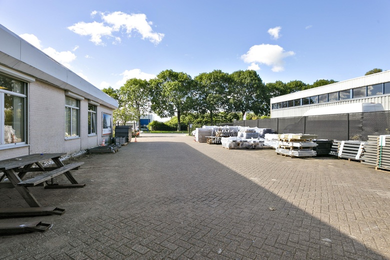 BedrijfsruimteaanGantelstraat 3<br/> inWaalwijk BedrijfsruimteaanGantelstraat 3<br/> inWaalwijk