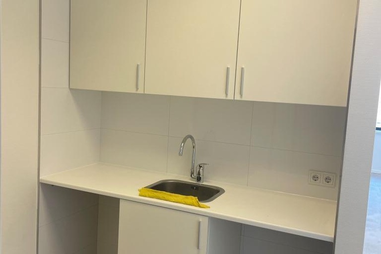 BedrijfsruimteaanMercuriusweg 5 G<br/> inWaddinxveen