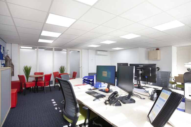 KantoorruimteaanFokkerstraat 22<br/> inReeuwijk