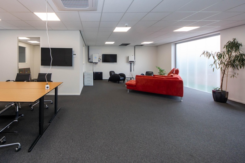 BedrijfsruimteaanPlantageweg 14<br/> inLeusden BedrijfsruimteaanPlantageweg 14<br/> inLeusden