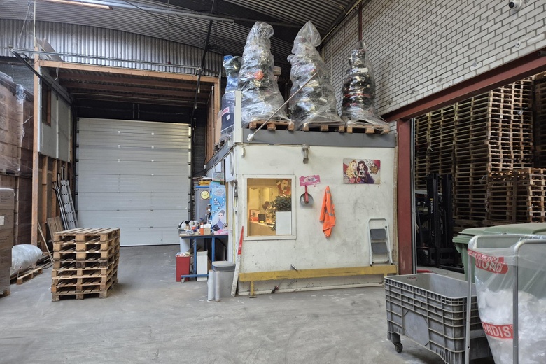 BedrijfsruimteaanElectronweg 19 - 23<br/> inHoorn