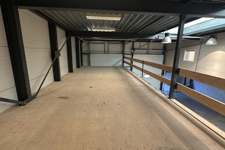 BedrijfsruimteaanJan Tinbergenstraat 19<br/> inReeuwijk BedrijfsruimteaanJan Tinbergenstraat 19<br/> inReeuwijk