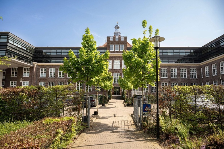 KantoorruimteaanBurg. de Hesselleplein 31<br/> inHeerlen KantoorruimteaanBurg. de Hesselleplein 31<br/> inHeerlen