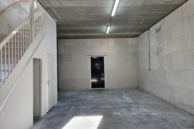BedrijfsruimteaanIndustrieweg 12 M<br/> inZoeterwoude BedrijfsruimteaanIndustrieweg 12 M<br/> inZoeterwoude