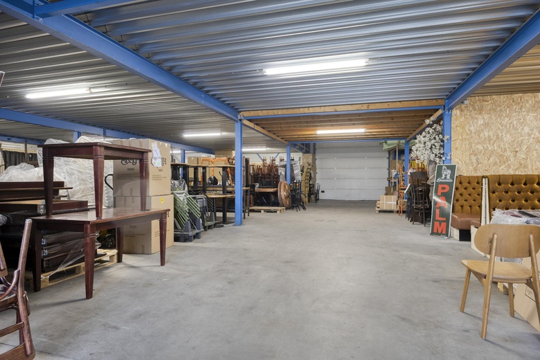 BedrijfsruimteaanIndustrieweg 6<br/> inAmmerzoden