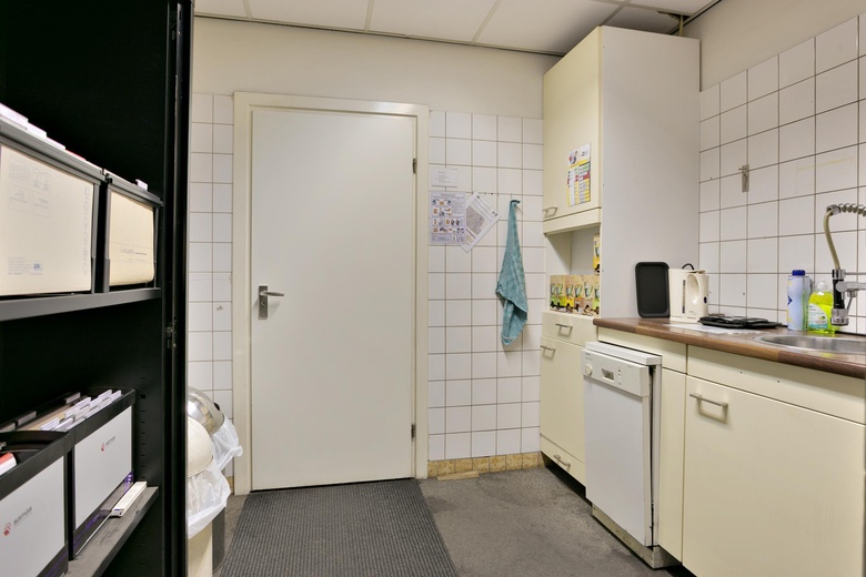 BedrijfsruimteaanGantelstraat 3<br/> inWaalwijk BedrijfsruimteaanGantelstraat 3<br/> inWaalwijk