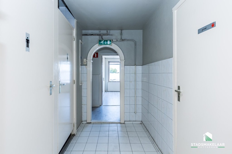 KantoorruimteaanNieuw-Mathenesserstraat 32 B<br/> inSchiedam KantoorruimteaanNieuw-Mathenesserstraat 32 B<br/> inSchiedam