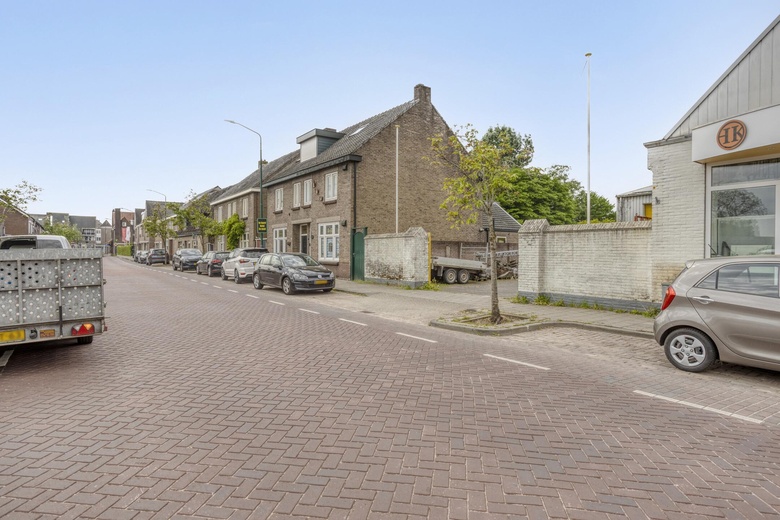 BedrijfsruimteaanJan de Rooijstraat 22<br/> inKaatsheuvel
