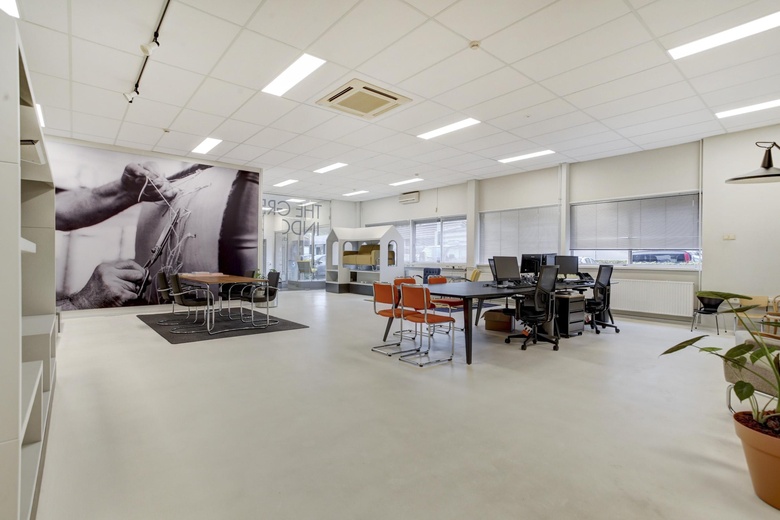 Bedrijfsruimteaan3e industrieweg 5<br/> inAsperen