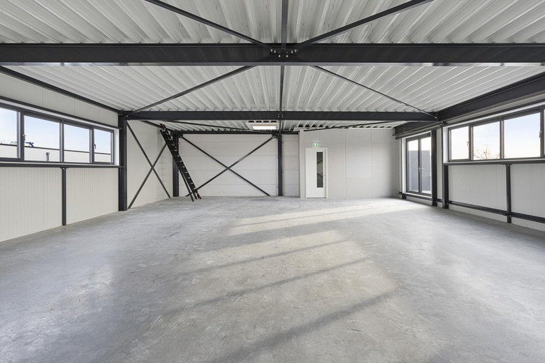 BedrijfsruimteaanKabelweg 25<br/> inRoelofarendsveen