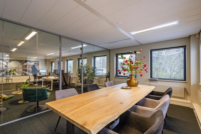 KantoorruimteaanNaarderpoort 2<br/> inNaarden KantoorruimteaanNaarderpoort 2<br/> inNaarden