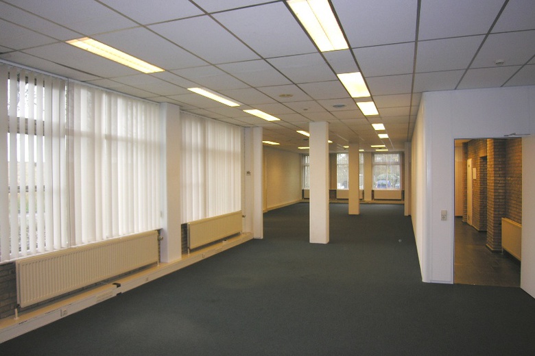 KantoorruimteaanMandenmakersstraat 1<br/> inZwijndrecht KantoorruimteaanMandenmakersstraat 1<br/> inZwijndrecht